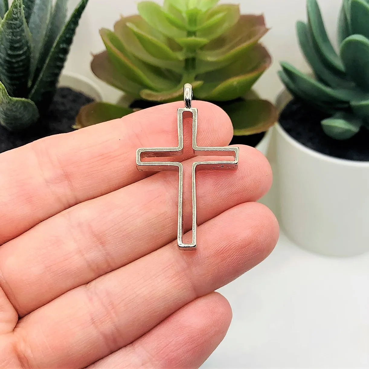 1, 4, 20 or 50 Pieces: Silver Simple Open Cross Charms