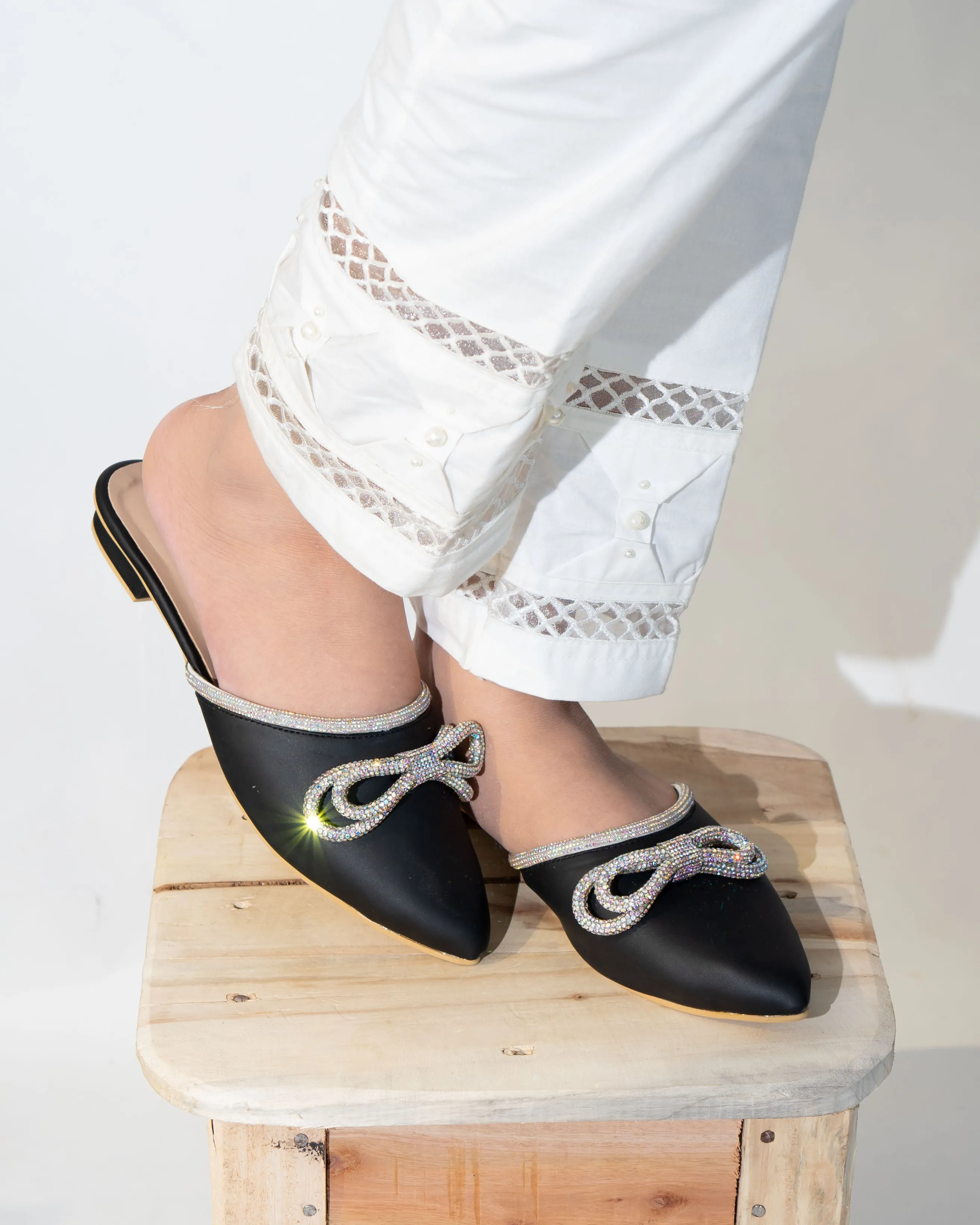 Dazzy Mules - Black