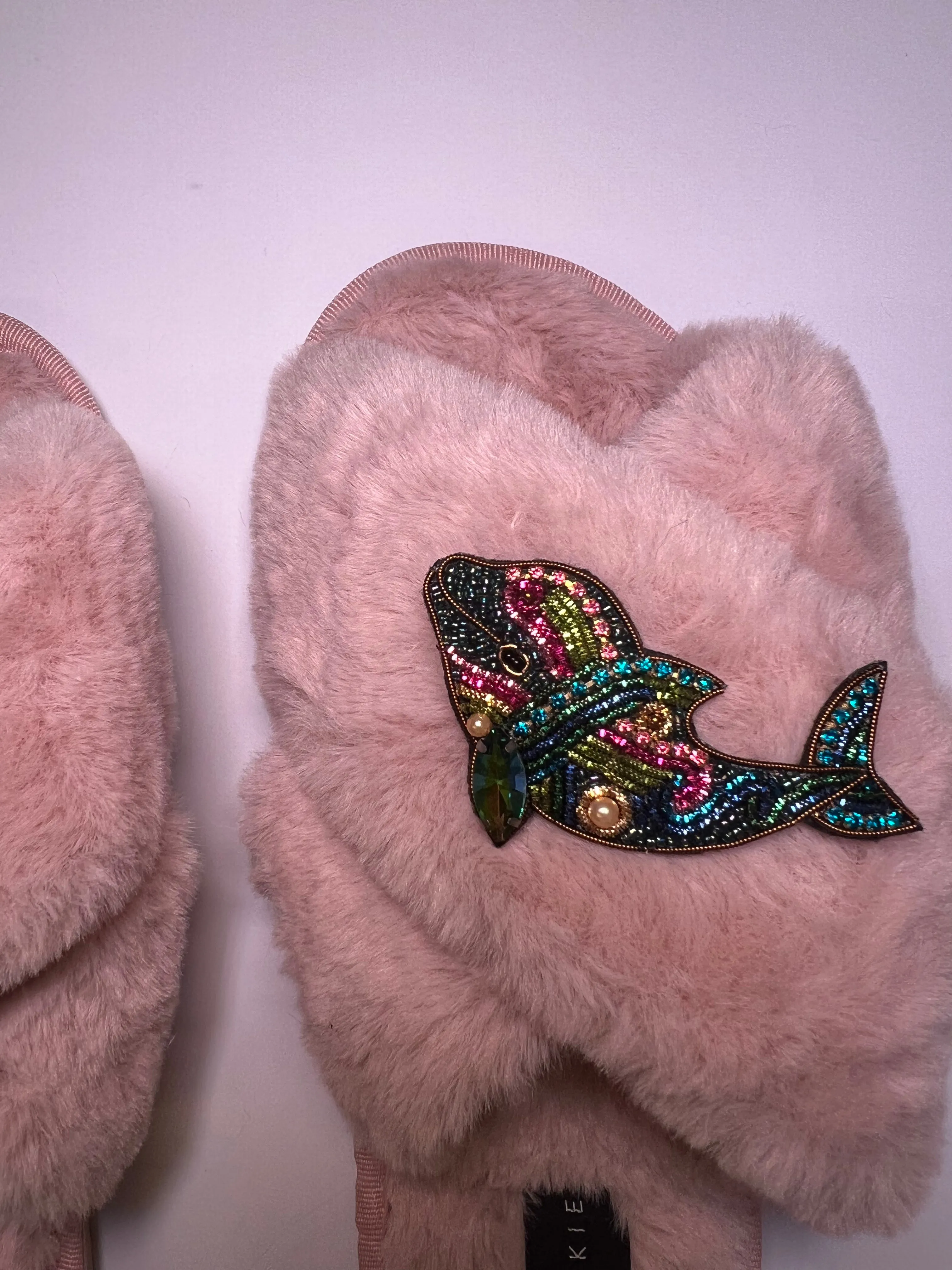 Dolphin Cross Slipper Pink