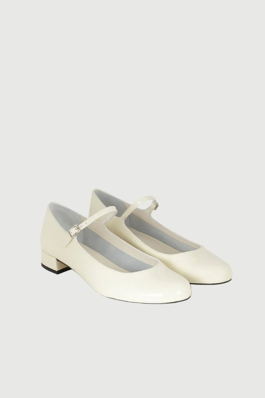 Emilia Mary Janes in Cream Patent Leather