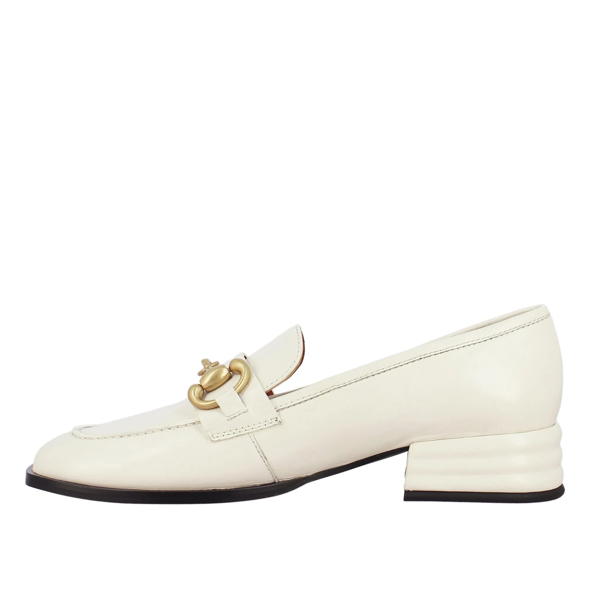 Saint Jenny Off White Leather Moccasins