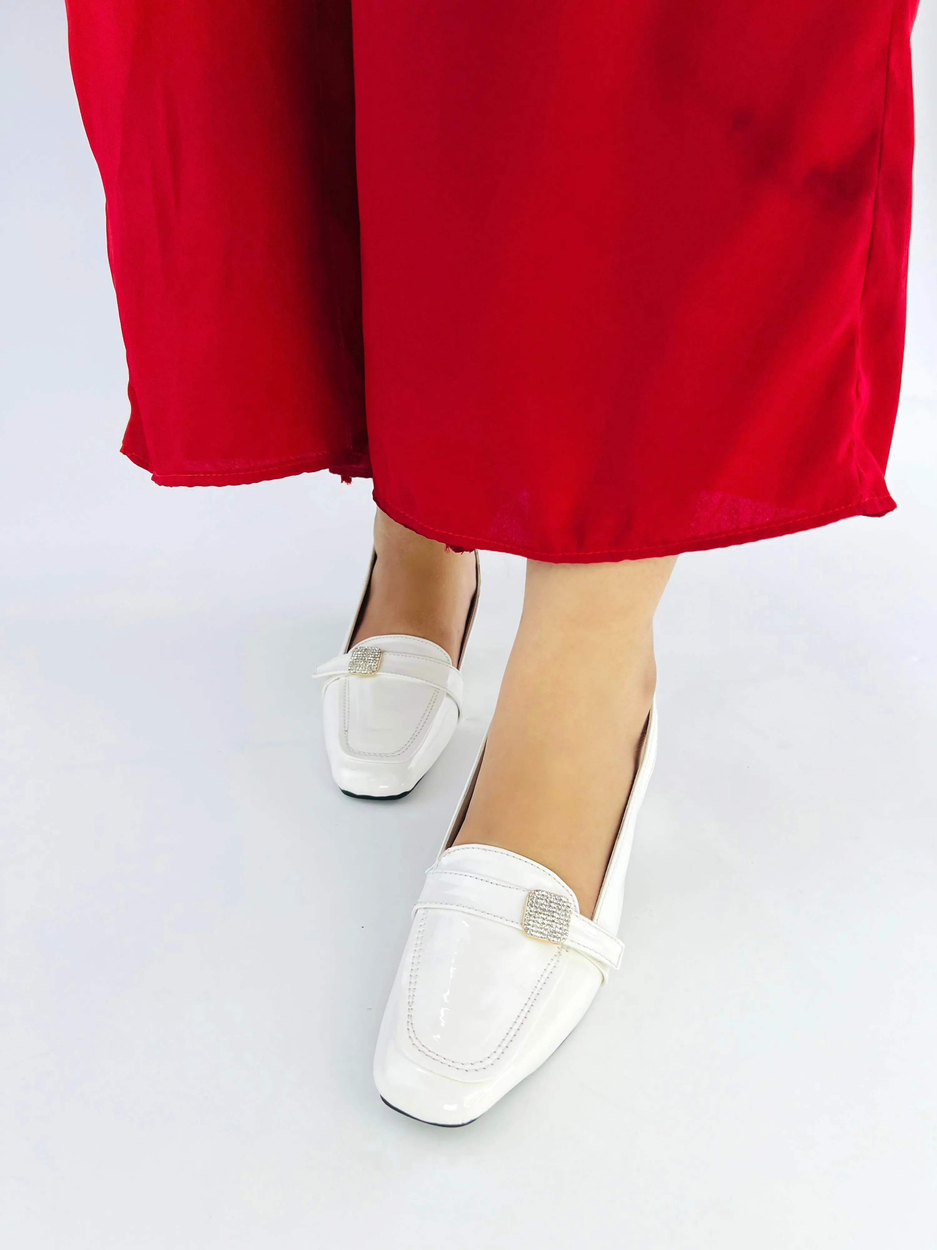 Spunkz White Mid Block Heel Closed Square Toe Slingback Pumps Shoes