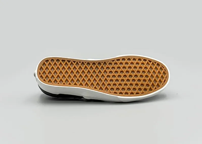 VANS - Women - Slip On